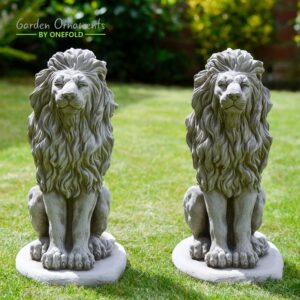 ONEFOLD - LION PAIR / DETAILED LIONS HAND CAST STONE GARDEN ORNAMENT / SINGH STATUE / SCULPTURE / OUTDOOR DECOR / ENTRANCE PILLAR CAPS / STABLE AND HEAVY 15 KG EACH