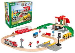 BRIO World Central Station Train Set for Kids Age 3 Years Up - Compatible with all Wooden Railway Sets & Accessories