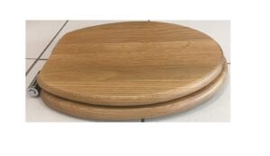Roper Rhodes Traditional Solid Oak Wood Soft Closing Quick Release Hinged Toilet Seat With Roper Rhodes Signature Plaque