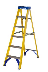 Werner 7160618 Fibreglass Swingback Stepladder-6 Tread