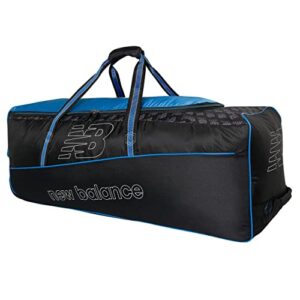 2022 Burn 670 Cricket Wheelie Bag - Black/Blue