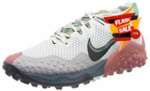 NIKE Women's Wildhorse 7 Sneake