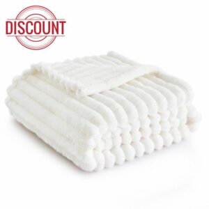 Bedsure Soft Fleece Throw Blanket - Fluffy Cosy Warm Fleece Blanket for Sofa