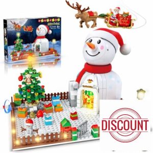 HOGOKIDS Christmas Santa House Building Set with LED Light - 566 PCS Wintertime Snowman Building Block Kit Xmas Tree Decors Birthday Toys for Teens Kids Girls Boys 6 7 8 9+ Years Old