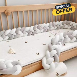 Knot Cushion