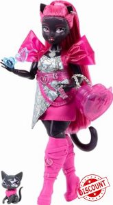Monster High Catty Noir Doll with Pet Cat Amulette and Accessories like Backpack