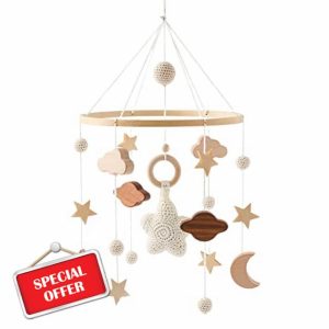 JAWSEU Crib Rattle Baby Bed Bell Newborn Wind Bell Hanging Tinkling Toy Wooden Baby Room Decorative Toy Star Shape Infant Crib Bell Rotating Music Rattle