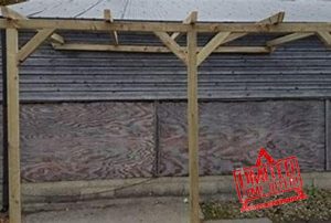 Premium Wooden Lean-to Pergola Kit – Handcrafted Sculpted Rafters for a Stylish Outdoor Retreat (3 X 3 m)
