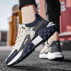 Retro Men's Fashion Sneakers Simple Mesh Walking Shoes