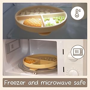 Colorful silicone divided plates in pastel shades with water droplets on surface. Text overlay reads 'Easy to clean', suggesting dishwasher-safe or water-resistant properties.