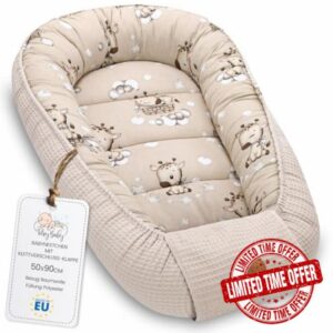 Baby Nest Pod Bassinet Lounger – 90x50 cm Sleep Pod Newborn 0-36 Months Portable Co Sleeper Travel Furniture Cozy Snuggle Breathable Cotton Wafel Giraffes