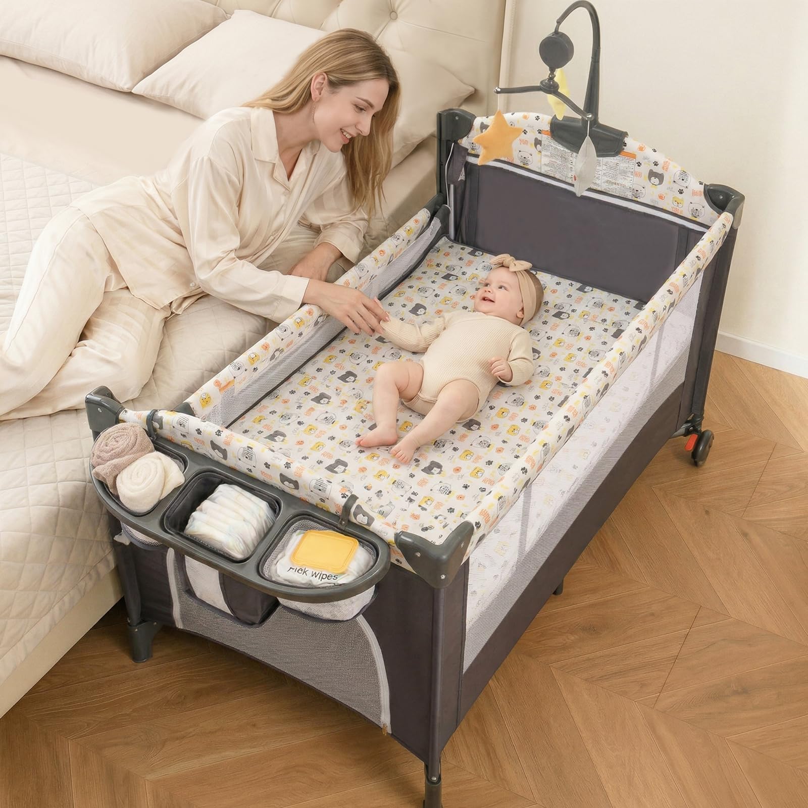 Portable Playard for Newborn Toddlers (Patterned)